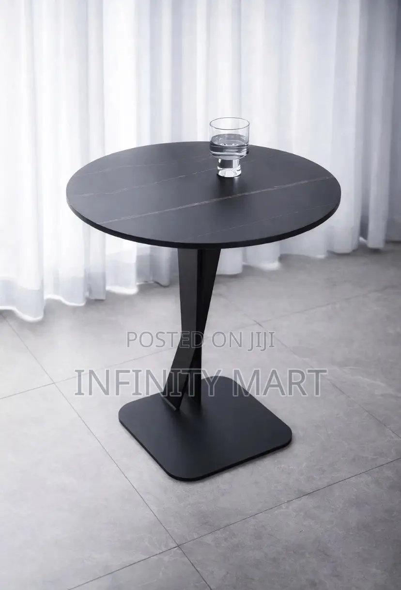 Grand Black Side Stool