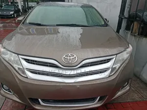 Toyota Venza 2010 Brown