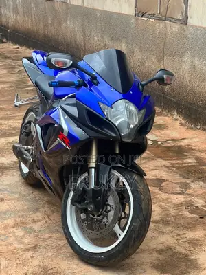 Suzuki GSX-R 2015 Blue