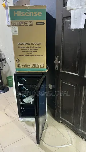 Hisense JC-94 Compact Refreshment Chiller 91L