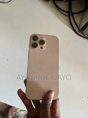 Apple iPhone 16 Pro Max 256 GB Gold