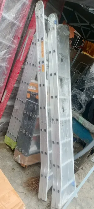 16ft Heavy Duty Foldable Ladder