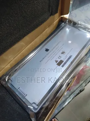 A1185 Laptop Battery for Apple MacBook 13 A1181