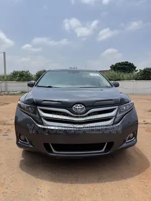 Toyota Venza 2010 Gray