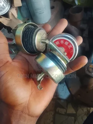 SINOTRUK HOWO Oil Filling Pipe Covers.