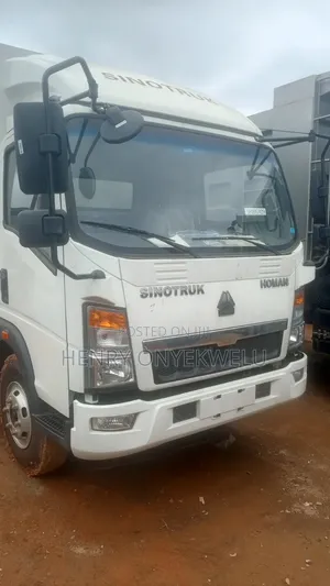 New Bus 2025 White