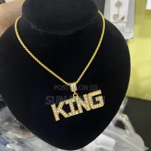Men Golden Necklace Diamond KING Necklace