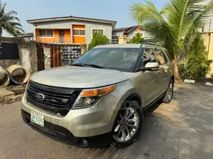 Ford Explorer Limited 4dr 4x2 (4.0L 6cyl 5A) 2010 Gray