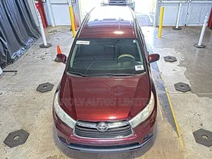 Toyota Highlander 2016 Red