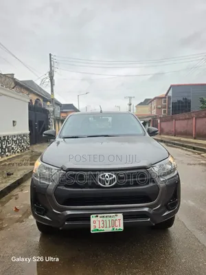 Toyota Hilux Revo Double Cab Deisel 2.8 AWD 2022 Gray