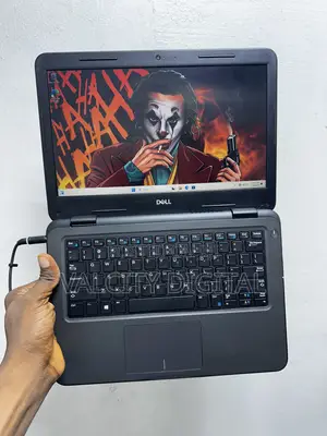 Laptop Dell Latitude 3310 8GB Intel Celeron SSD 128GB