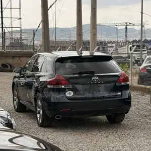 Toyota Venza LE AWD V6 2013 Black