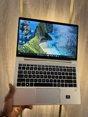 Laptop HP EliteBook 645 G9 16GB AMD Ryzen 7 SSD 512GB