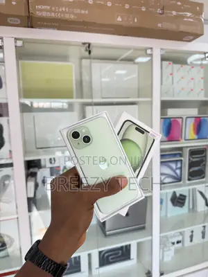 Apple iPhone 15 128 GB Green