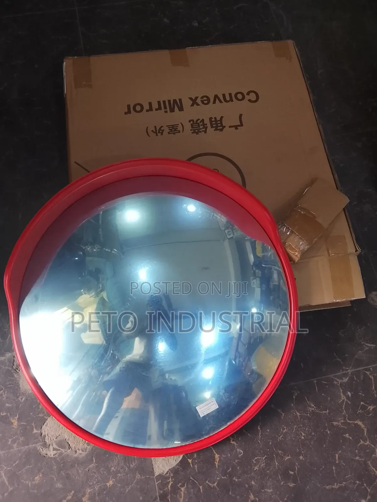 Convex Mirror