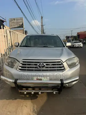 Toyota Highlander Limited 2011 Silver