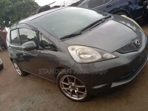 Honda Fit 2012 Gray