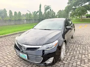 Toyota Avalon Limited FWD Sedan (3.6L 6cyl 6A) 2016 Black