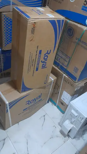 Smart Inverter Choice: Royal QK18RSA-R32-INV AC