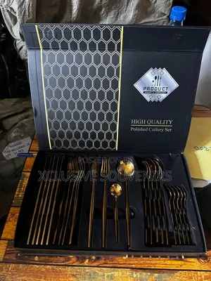 24Pcs Boxed Cutlery Set in Gold and Silver