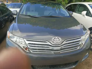 Toyota Venza 2010 Gray