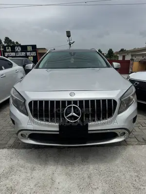 Mercedes-Benz GLA 250 2015 Silver