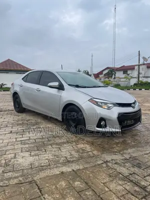 Toyota Corolla 2014 Silver