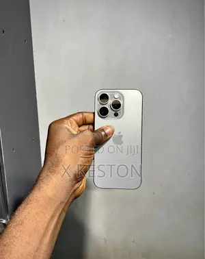 Apple iPhone 15 Pro 128 GB Silver