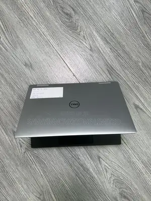 Laptop Dell Latitude 7390 2-in-1 16GB Intel Core i7 SSD 512GB
