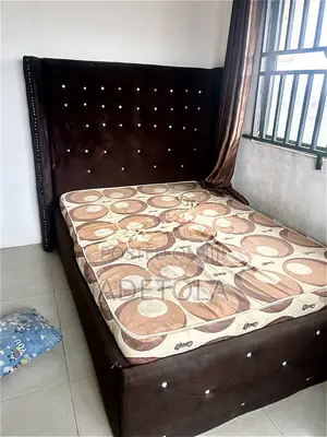 Neatly Used 4x6 Bedframe Mattress