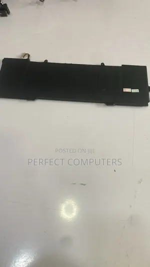 Genuine HP Replacement Laptop Battery - Model HSTNN-DB8H