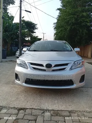 Toyota Corolla 2013 Silver