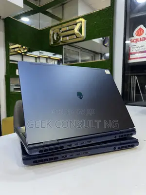 Laptop Alienware 16 Aurora 32GB Intel Core 7 SSD 1T