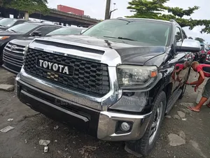 Toyota Sequoia 2015 Black