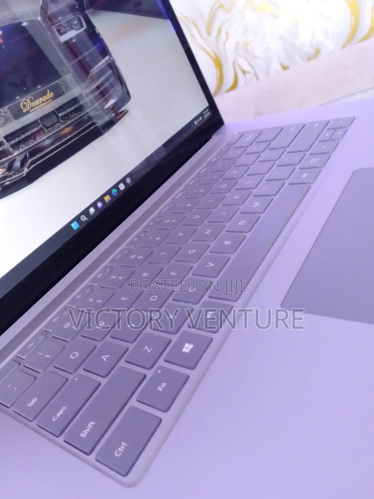 Laptop 8GB AMD Ryzen 5 SSD 256GB