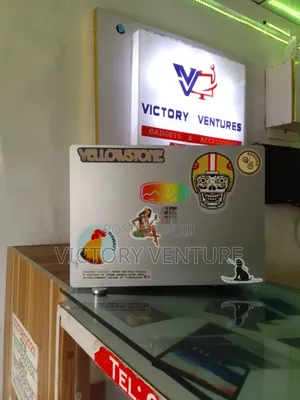 Laptop 8GB AMD Ryzen 5 SSD 256GB
