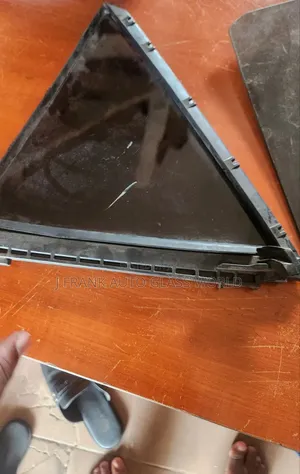 Toyota Corolla 2015 Rear Door Vent Glass