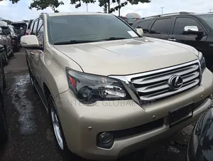 Lexus GX 2013 Gold