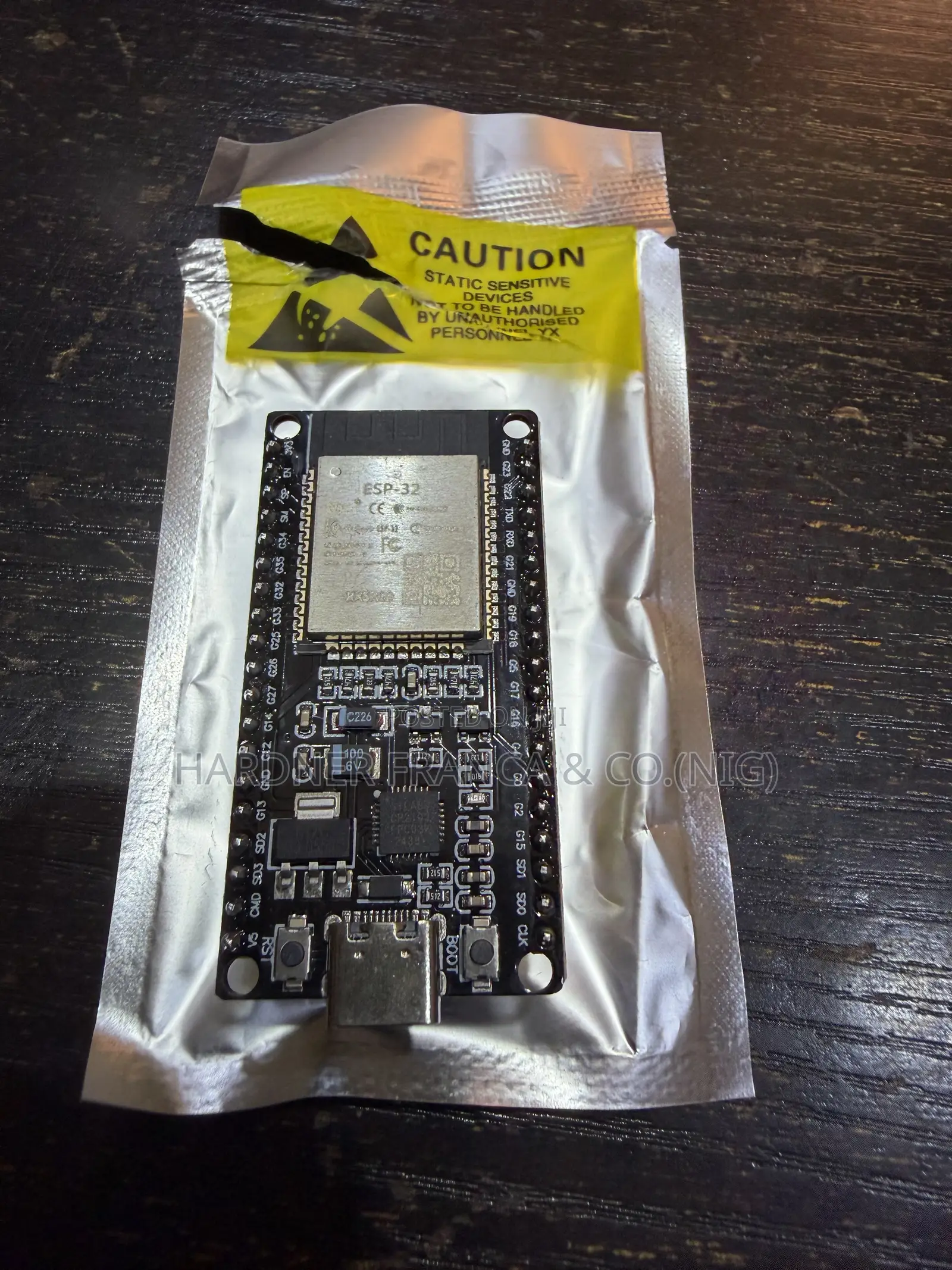 Esp32 Microcontroller Development Board (38 Pins)