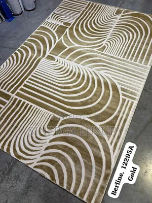 5x7fts Gold and White Premium Turkish Rug.