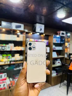 Apple iPhone 11 Pro 64 GB Gold