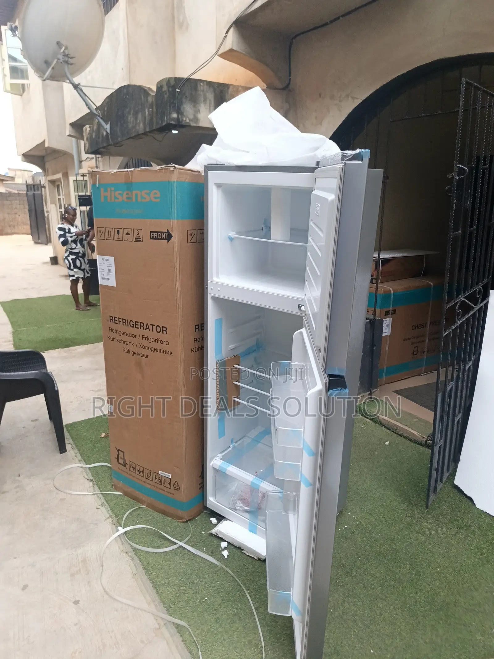 Hisense Spacious Refrigerator