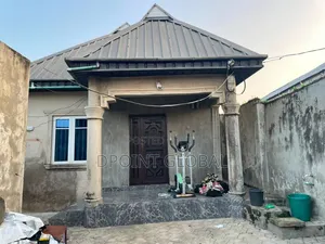 2bdrm Bungalow in Not Estate, Ipaja / Ipaja for sale
