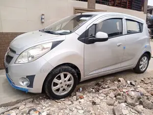 Chevrolet Spark LT 2012 Silver