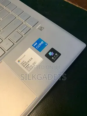Laptop HP Pavilion x360 8GB Intel Core i3 SSD 256GB