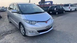 Toyota Estima 2008 Silver