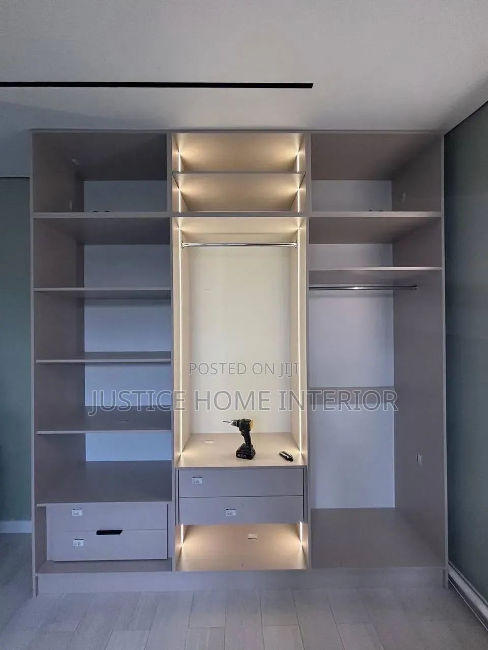 Smart Wardrobe Closet