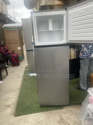 Durable Hisense 306L Domestic Refrigerator