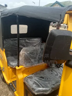 TVS Apache 180 RTR 2024 Yellow