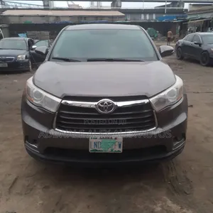 Toyota Highlander 2016 Gray